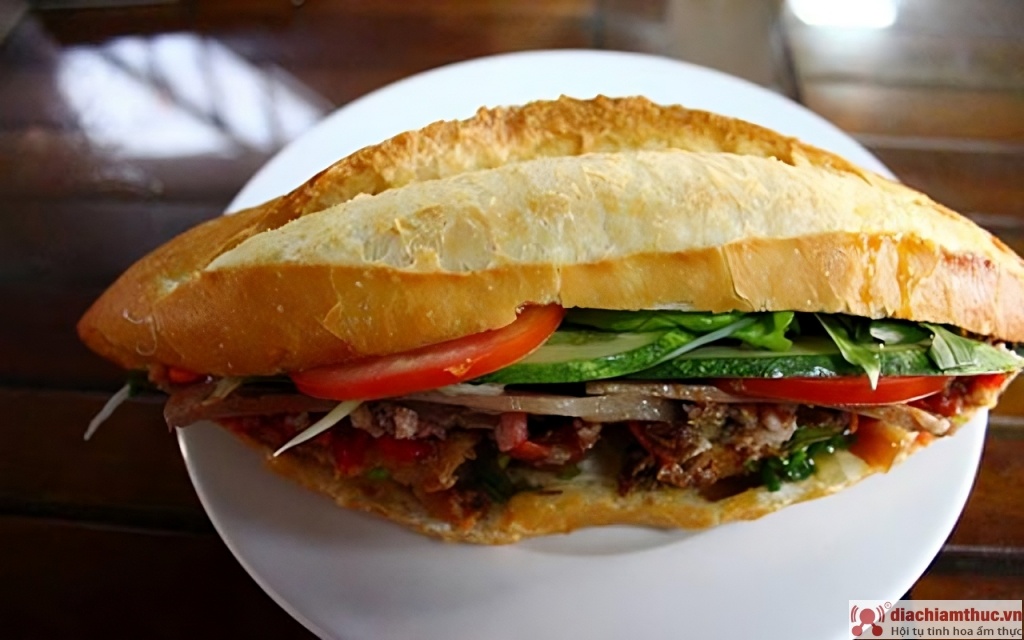 Bánh mì nướng Lạng Sơn