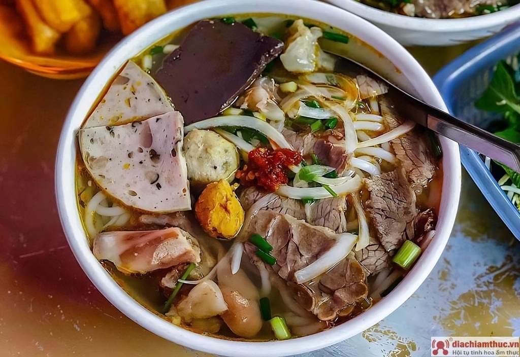 Bún bò Huế An Cựu