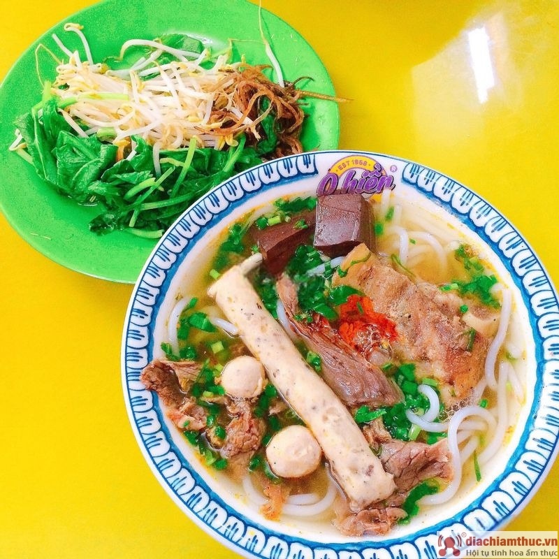 Bún bò O Hiền ngon