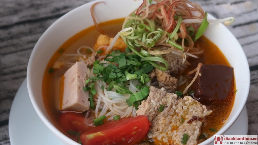 Bún riêu cua