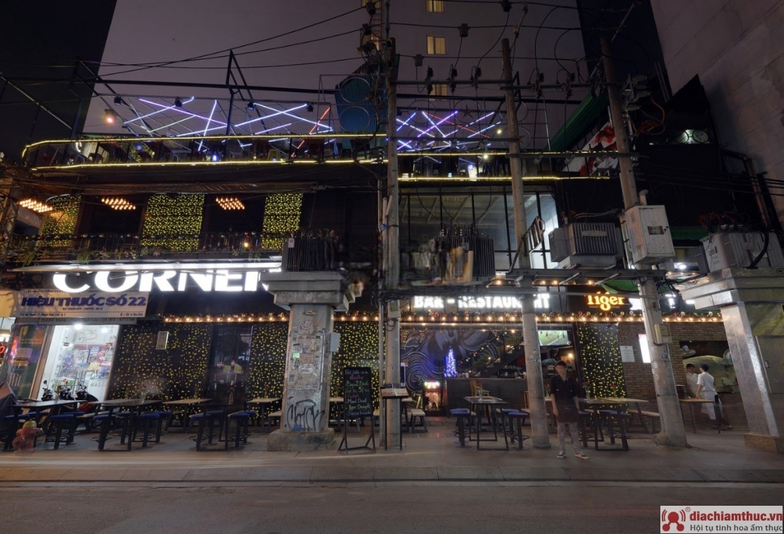 Corner Sky Bar quận 1