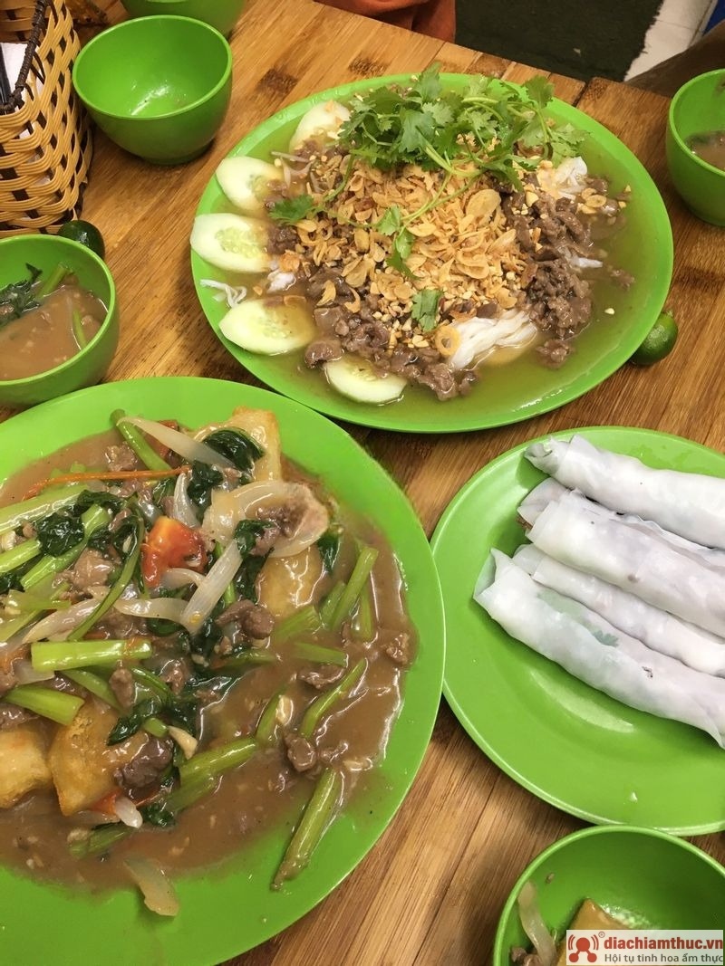 Phở Cuốn Hưng Bền