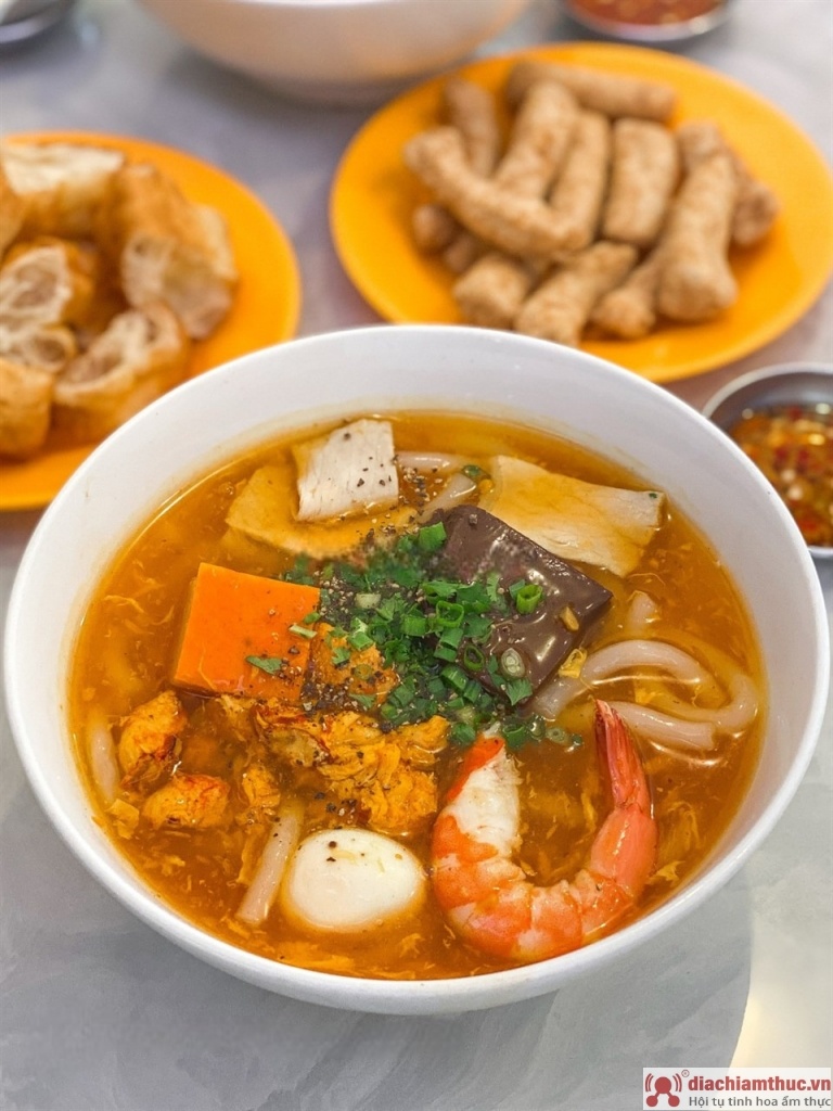 Bánh canh cua Ngọc Trinh