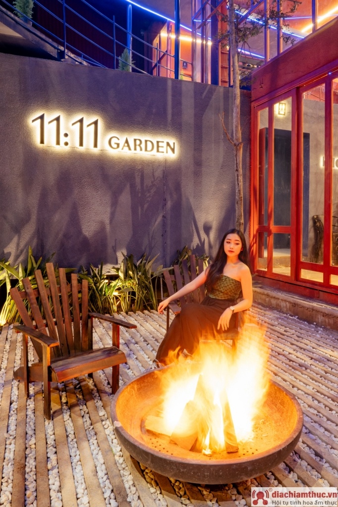 11:11 Garden trông xinh xắn như một quán cafe