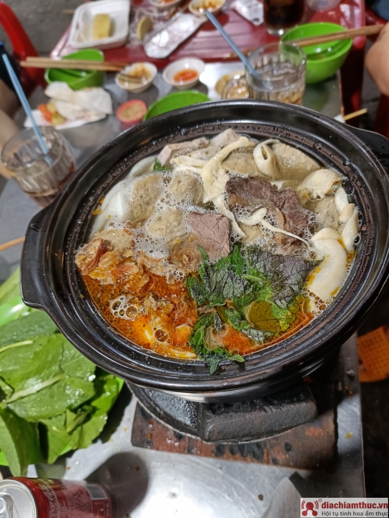 Lẩu Bò Nồi Đất 69