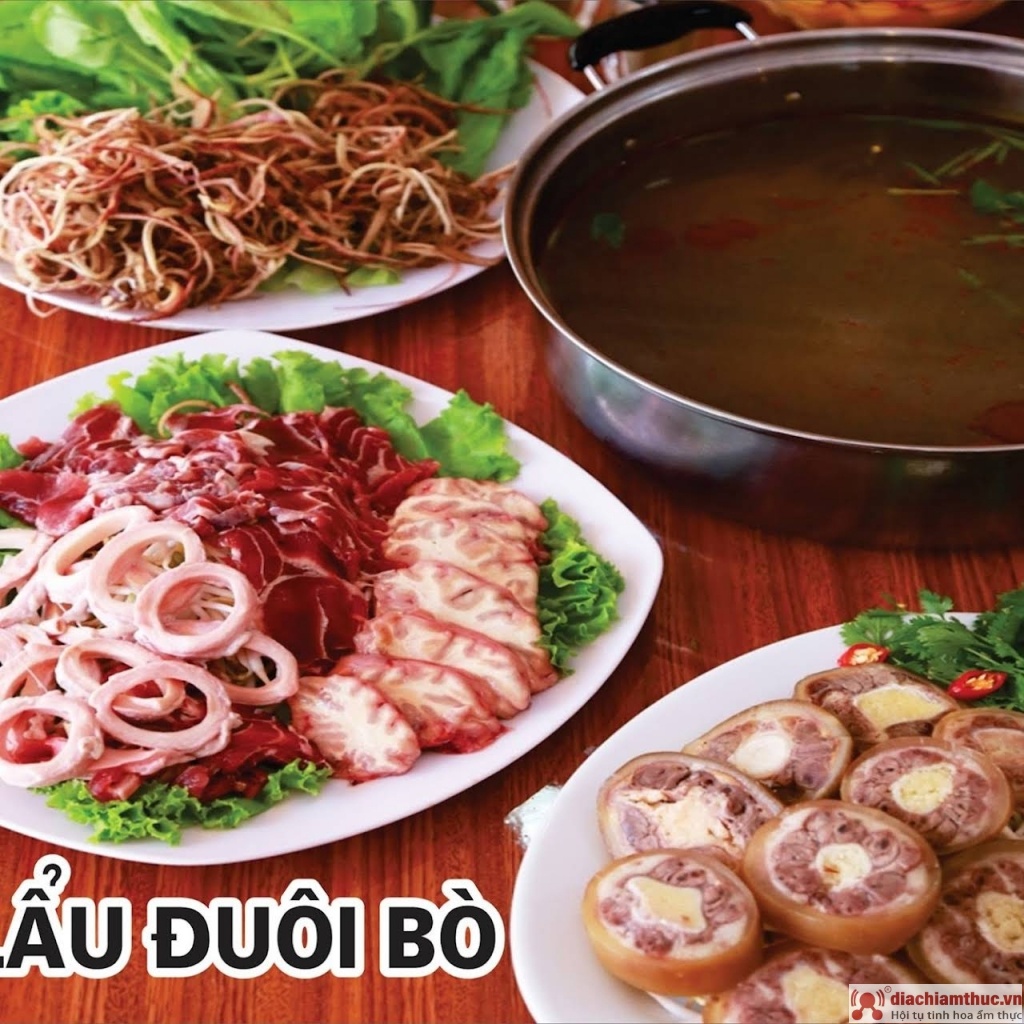 Quán lẩu đuôi bò Hùng 20