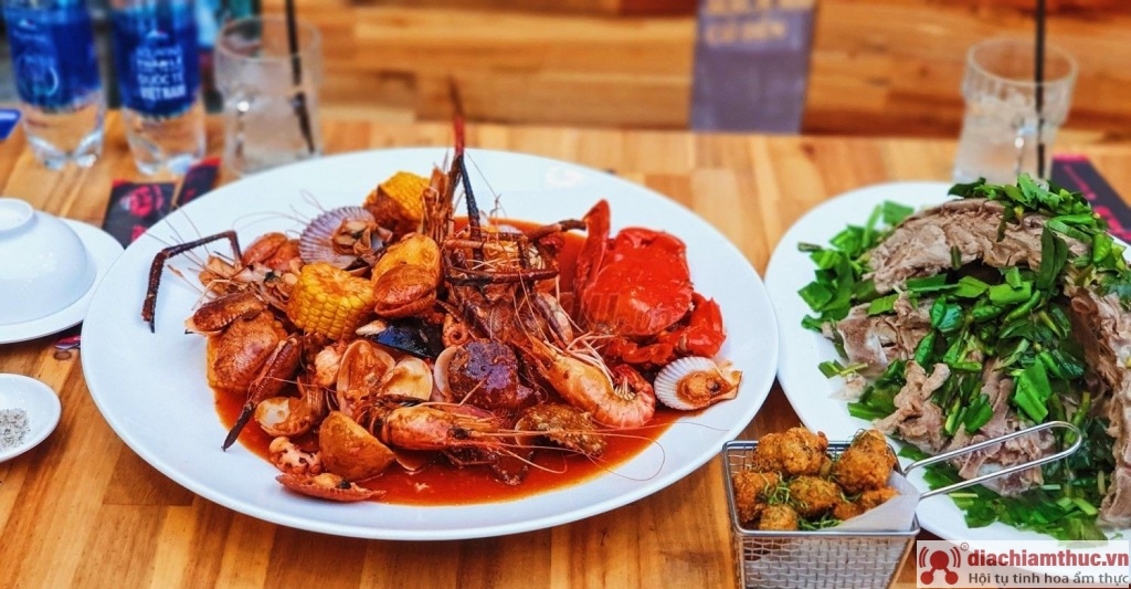 Hải sản xô Happy Crab