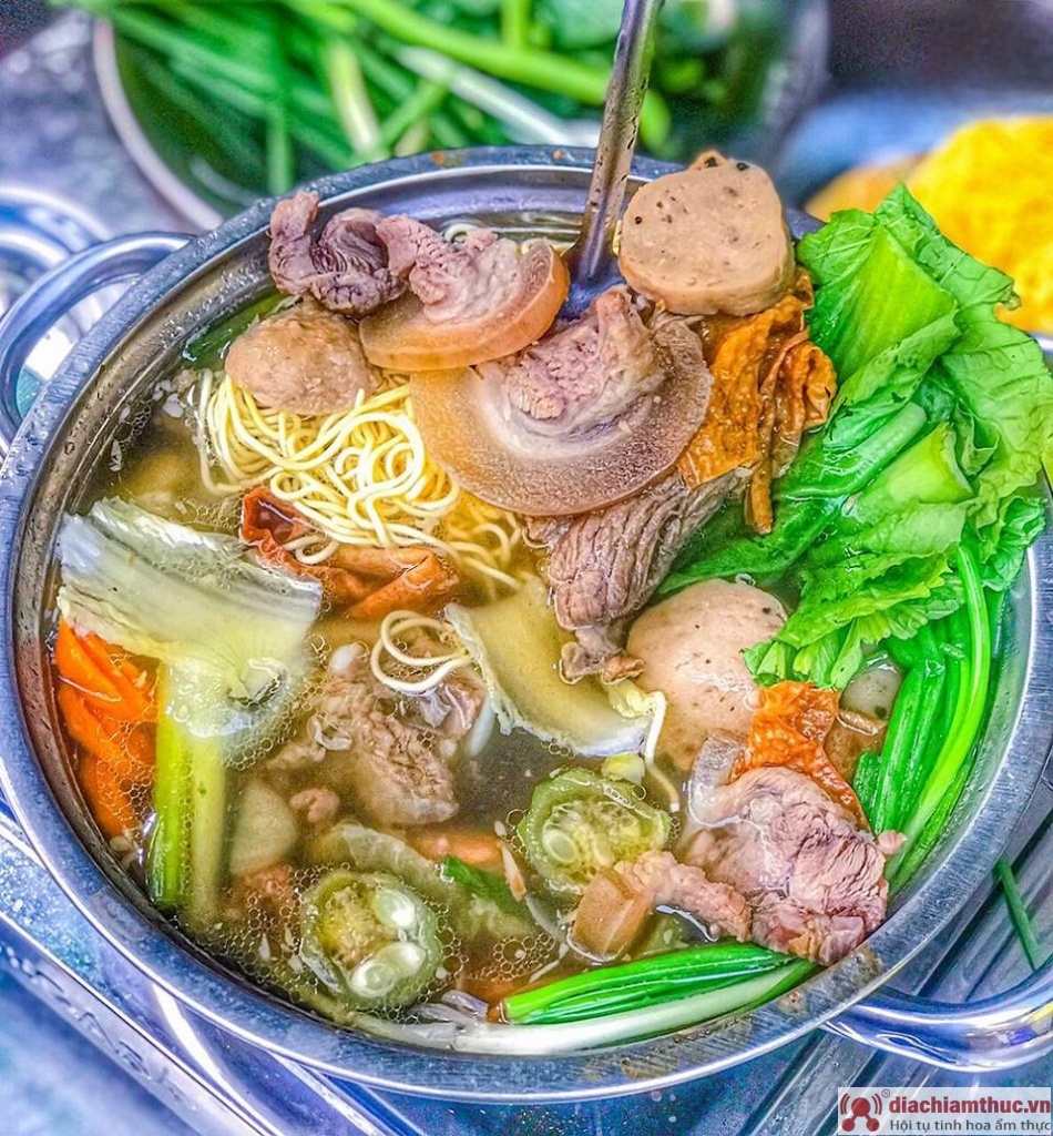 Lẩu bò Trang